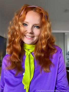 OnlyFans - Sophie Jane / @redhead.girlnextdoor Scene 12 — photo 3 of 20