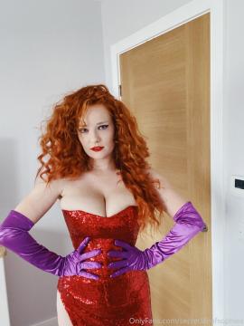 OnlyFans - Sophie Jane / @redhead.girlnextdoor Scene 18 — photo 15 of 20