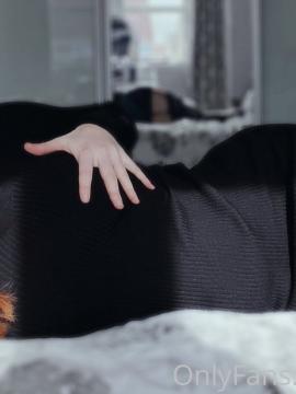 OnlyFans - Sophie Jane / @redhead.girlnextdoor Scene 45 — photo 18 of 20