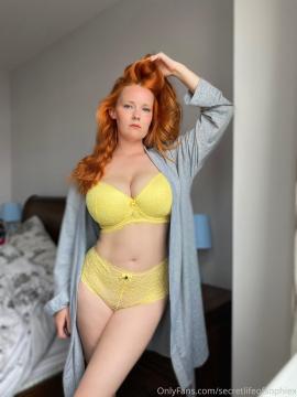 OnlyFans - Sophie Jane / @redhead.girlnextdoor Scene 58 — photo 4 of 20