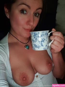 OnlyFans - 🥵 Boredenglishwife / @bored_english_wife 🥵 Scene 164 — photo 20 of 20