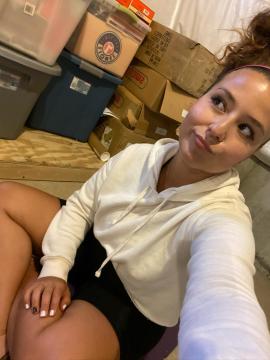 OnlyFans - Cherr.Bearr22 / @cherr.bearr22 Scene 12 — photo 12 of 20