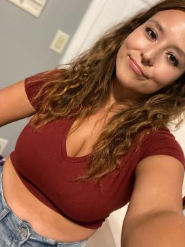 OnlyFans - Cherr.Bearr22 / @cherr.bearr22 Scene 18 — photo 3 of 20