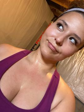 OnlyFans - Cherr.Bearr22 / @cherr.bearr22 Scene 32 — photo 17 of 20