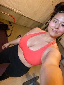 OnlyFans - Cherr.Bearr22 / @cherr.bearr22 Scene 36 — photo 1 of 20