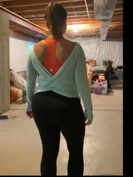 OnlyFans - Cherr.Bearr22 / @cherr.bearr22 Scene 37 — photo 2 of 20