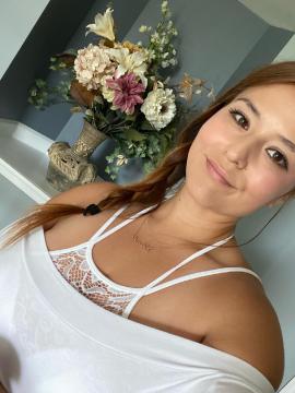 OnlyFans - Cherr.Bearr22 / @cherr.bearr22 Scene 37 — photo 15 of 20
