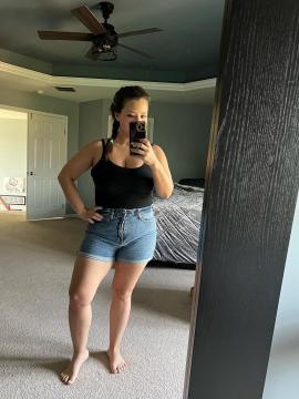OnlyFans - Cherr.Bearr22 / @cherr.bearr22 Scene 38 — photo 18 of 20