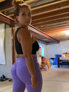 OnlyFans - Cherr.Bearr22 / @cherr.bearr22 Scene 41 — photo 3 of 20