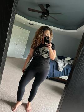 OnlyFans - Cherr.Bearr22 / @cherr.bearr22 Scene 41 — photo 15 of 20