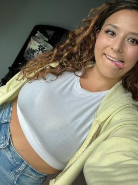 OnlyFans - Cherr.Bearr22 / @cherr.bearr22 Scene 43 — photo 14 of 20