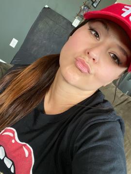 OnlyFans - Cherr.Bearr22 / @cherr.bearr22 Scene 45 — photo 11 of 20