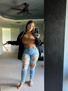 OnlyFans - Cherr.Bearr22 / @cherr.bearr22 Scene 54 — photo 18 of 20