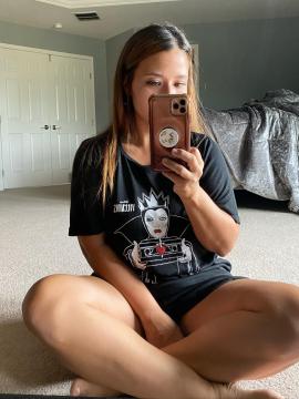 OnlyFans - Cherr.Bearr22 / @cherr.bearr22 Scene 54 — photo 19 of 20