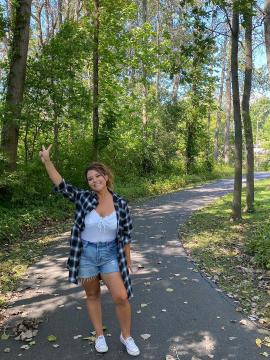 OnlyFans - Cherr.Bearr22 / @cherr.bearr22 Scene 56 — photo 1 of 20