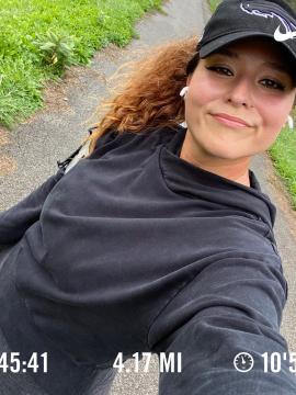 OnlyFans - Cherr.Bearr22 / @cherr.bearr22 Scene 57 — photo 18 of 20