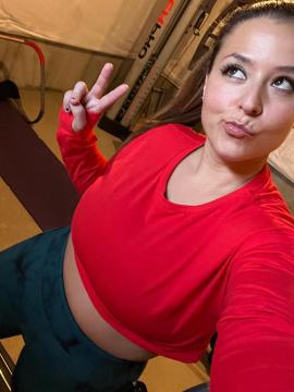 OnlyFans - Cherr.Bearr22 / @cherr.bearr22 Scene 58 — photo 8 of 20