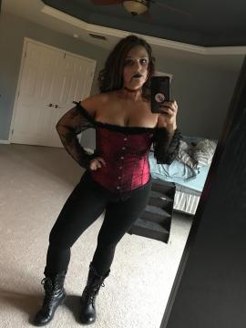 OnlyFans - Cherr.Bearr22 / @cherr.bearr22 Scene 68 — photo 10 of 20