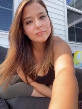 OnlyFans - Cherr.Bearr22 / @cherr.bearr22 Scene 71 — photo 9 of 20
