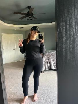 OnlyFans - Cherr.Bearr22 / @cherr.bearr22 Scene 74 — photo 5 of 20