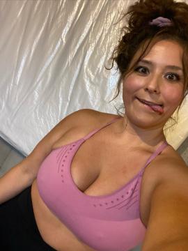 OnlyFans - Cherr.Bearr22 / @cherr.bearr22 Scene 78 — photo 10 of 20