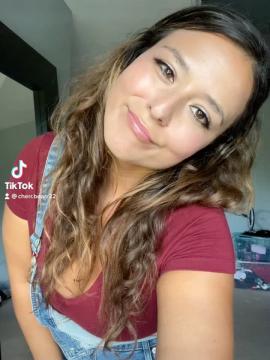 OnlyFans - Cherr.Bearr22 / @cherr.bearr22 Scene 85 — photo 18 of 20