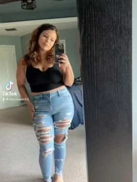 OnlyFans - Cherr.Bearr22 / @cherr.bearr22 Scene 88 — photo 6 of 20