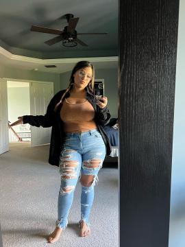 OnlyFans - Cherr.Bearr22 / @cherr.bearr22 Scene 90 — photo 6 of 20