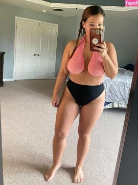 OnlyFans - Cherr.Bearr22 / @cherr.bearr22 Scene 92 — photo 3 of 20