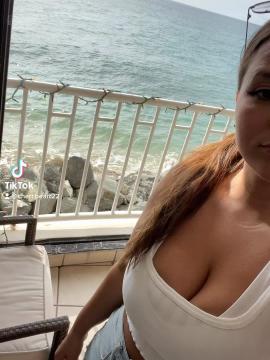 OnlyFans - Cherr.Bearr22 / @cherr.bearr22 Scene 106 — photo 16 of 20