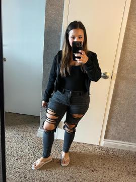 OnlyFans - Cherr.Bearr22 / @cherr.bearr22 Scene 114 — photo 3 of 20