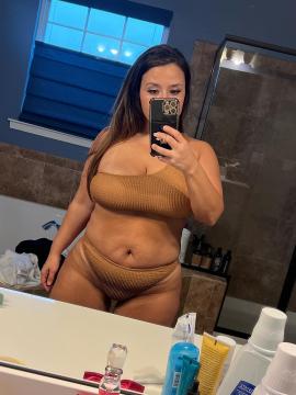 OnlyFans - Cherr.Bearr22 / @cherr.bearr22 Scene 116 — photo 14 of 20