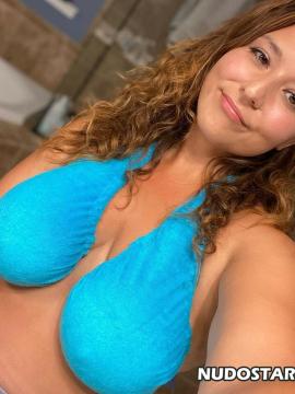 OnlyFans - Cherr.Bearr22 / @cherr.bearr22 Scene 117 — photo 18 of 20