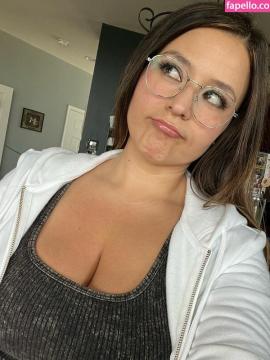 OnlyFans - Cherr.Bearr22 / @cherr.bearr22 Scene 143 — photo 12 of 20