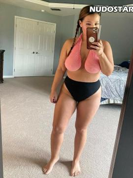 OnlyFans - Cherr.Bearr22 / @cherr.bearr22 Scene 146