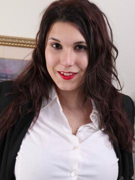Busty coed Ella Jones strips out of her red skirt. — photo 1 of 15