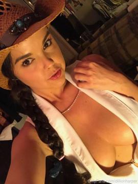 OnlyFans - Dillion Harper / @dillionharper Scene 261 — photo 5 of 20