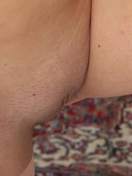 Super cute mature babe Kate Lynn slowly strips naked. — photo 11 of 15