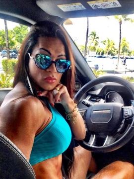 OnlyFans - Suelen Bissolati / @suelenbissolati Scene 14