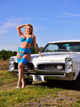 Princess With A Pontiac — photo 1 of 12