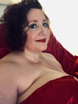 OnlyFans - Bodacious Big Mama Red / @bodaciousbigmamared Scene 2 — photo 2 of 20