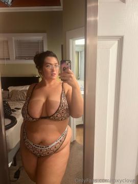 OnlyFans - Roxy Clover / @roxyclover Scene 63