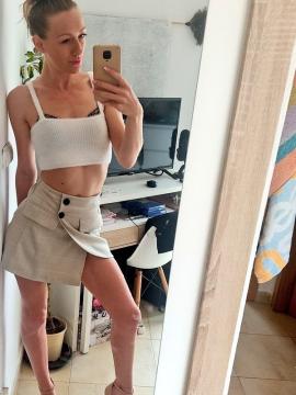 OnlyFans - Polly Kendall / @vippollykendall Scene 7 — photo 2 of 20