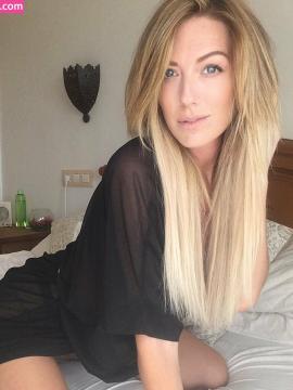 OnlyFans - Polly Kendall / @vippollykendall Scene 9 — photo 15 of 20