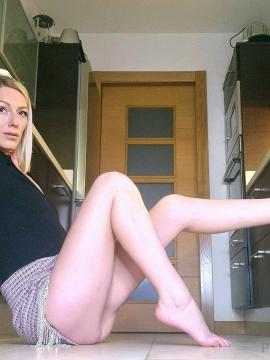 OnlyFans - Polly Kendall / @vippollykendall Scene 15 — photo 16 of 20