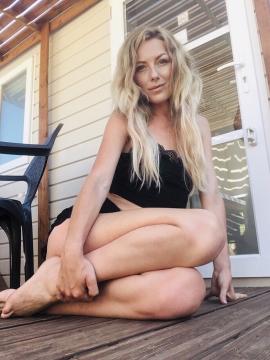 OnlyFans - Polly Kendall / @vippollykendall Scene 18 — photo 5 of 20
