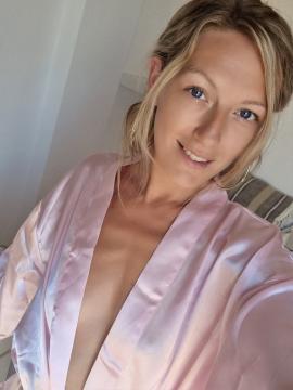 OnlyFans - Polly Kendall / @vippollykendall Scene 36 — photo 18 of 20