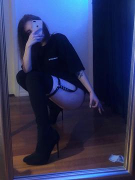 OnlyFans - Brina / @bsidexxi Scene 3 — photo 10 of 20