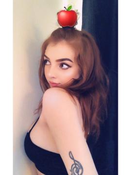 OnlyFans - Brina / @bsidexxi Scene 8 — photo 4 of 20