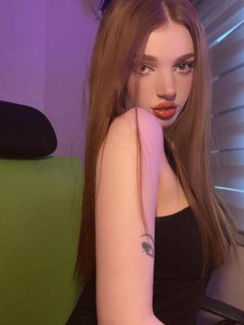 OnlyFans - Brina / @bsidexxi Scene 13 — photo 7 of 20